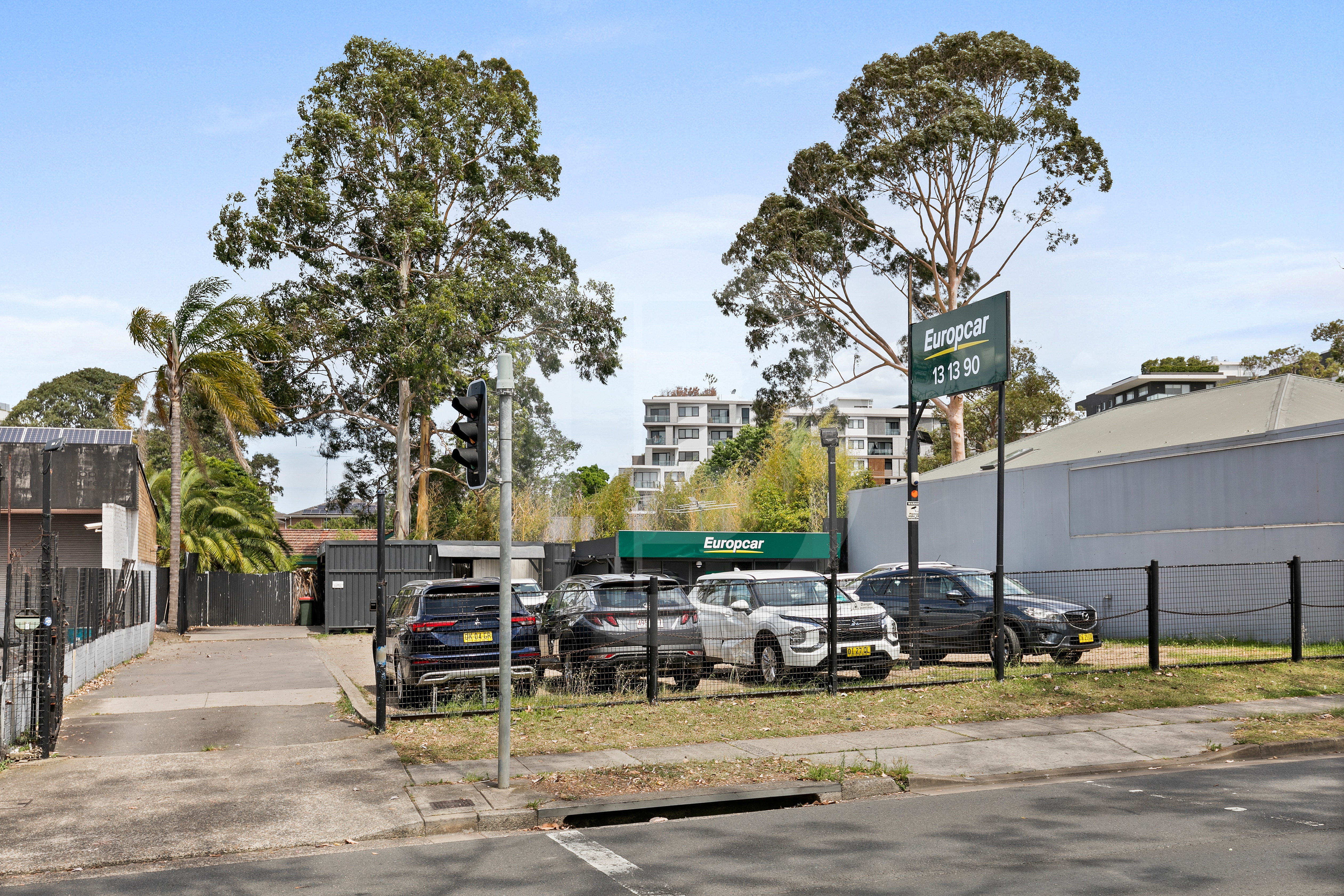 PREMIUM EXPOSURE YARD WITH OFFICE